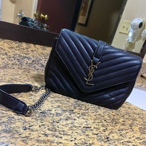 Black Saint Laurent Crossbody Bag | College Medium YSL